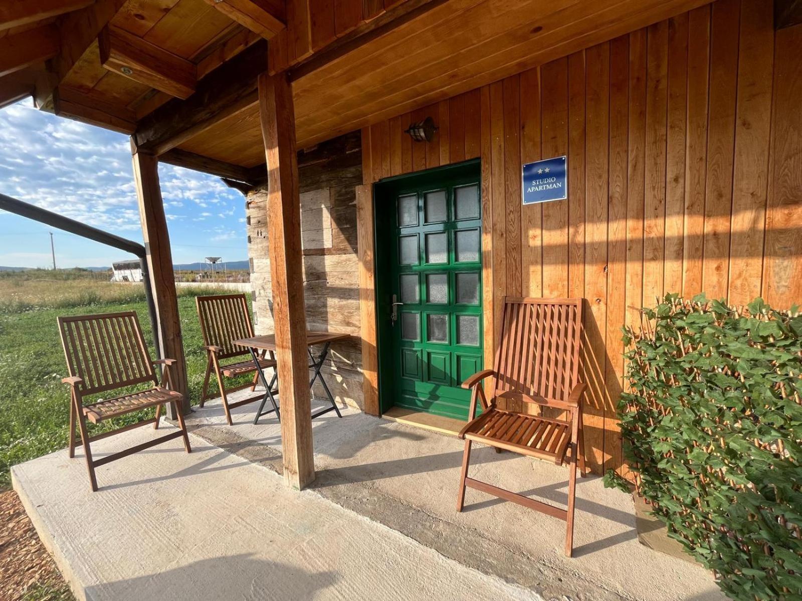 Wooden House Ante Self Check - In And Check - Out Apartment Otocac Exterior photo